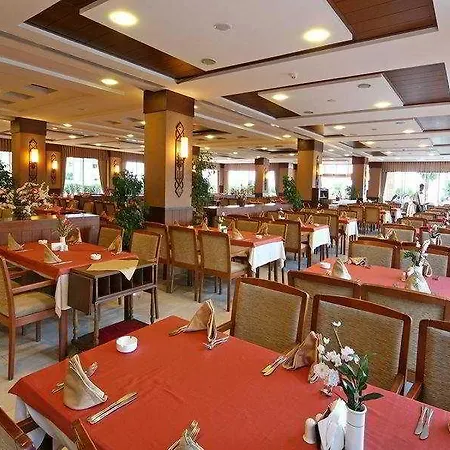 Fame & Semesteranläggning (resort) 5*